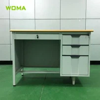Metal kontorbord